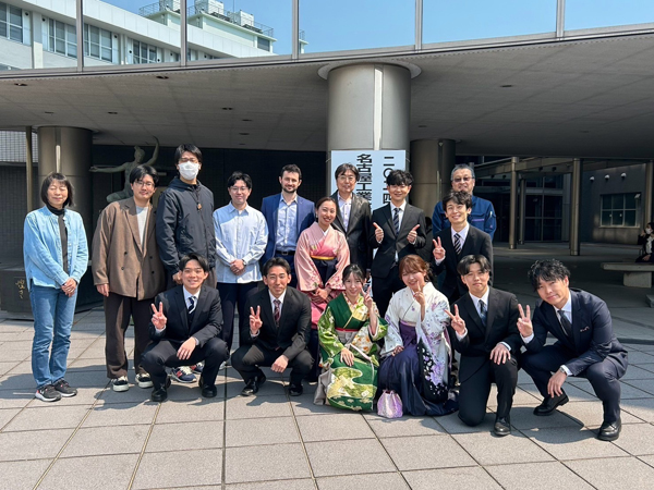 �w�ʎ��^��